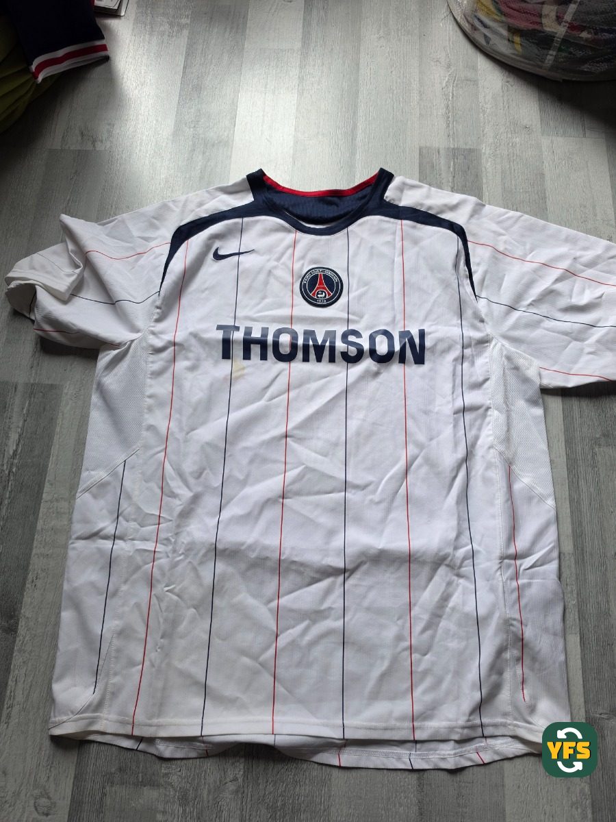 PSG 2005-2006 Away Store Version Nike - YourFootballShirt