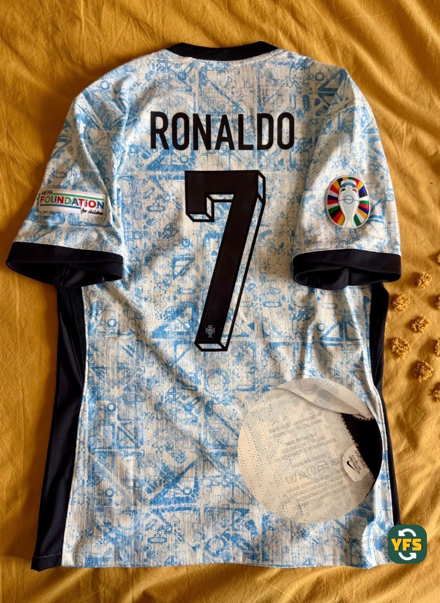 Portugal 2022-2023 Away Issued Nike - YourFootballShirt - Photo 1