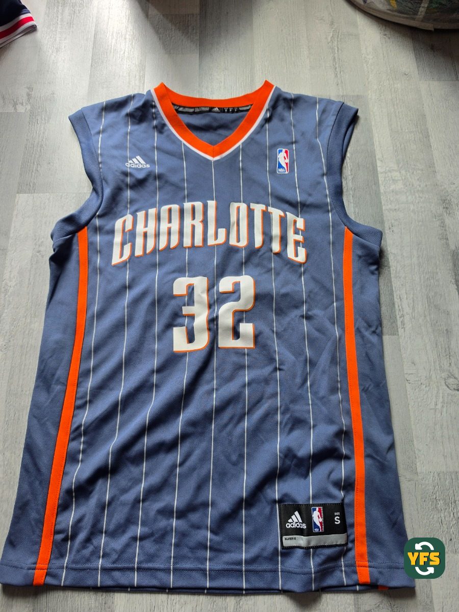 Charlotte Bobcats 2010-2011 Home Diaw #32