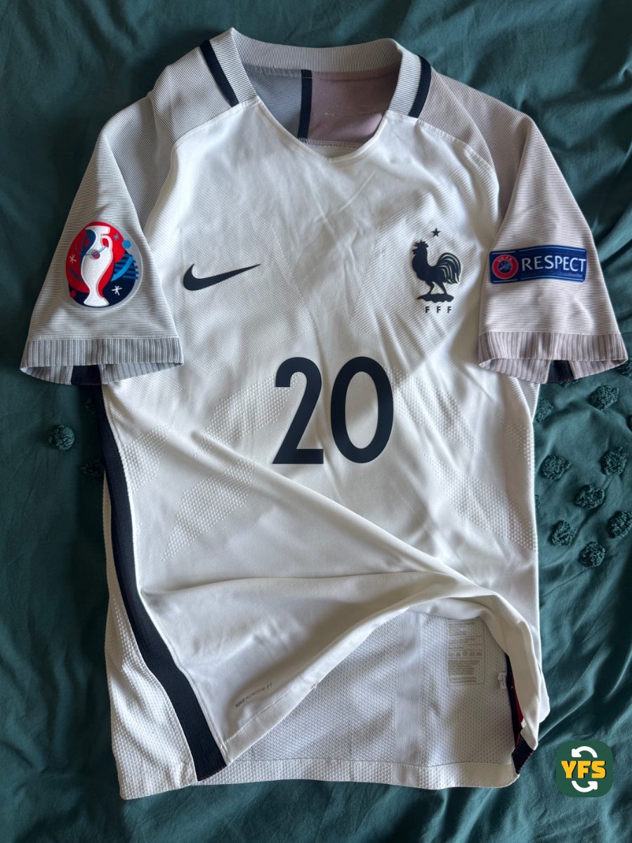 France 2015-2016 Away Issued Nike - YourFootballShirt - Photo 1