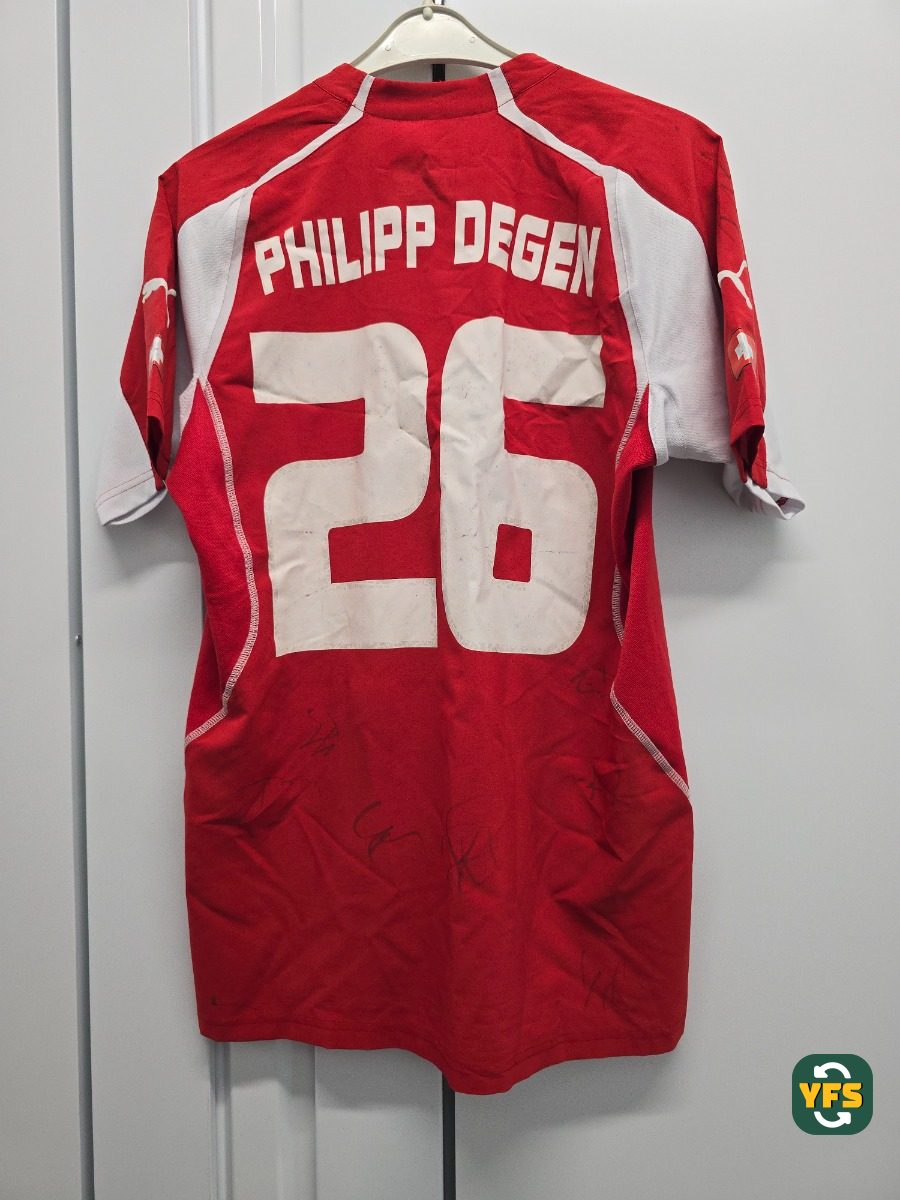 Switzerland 2004-2005 Home Philipp Degen #26