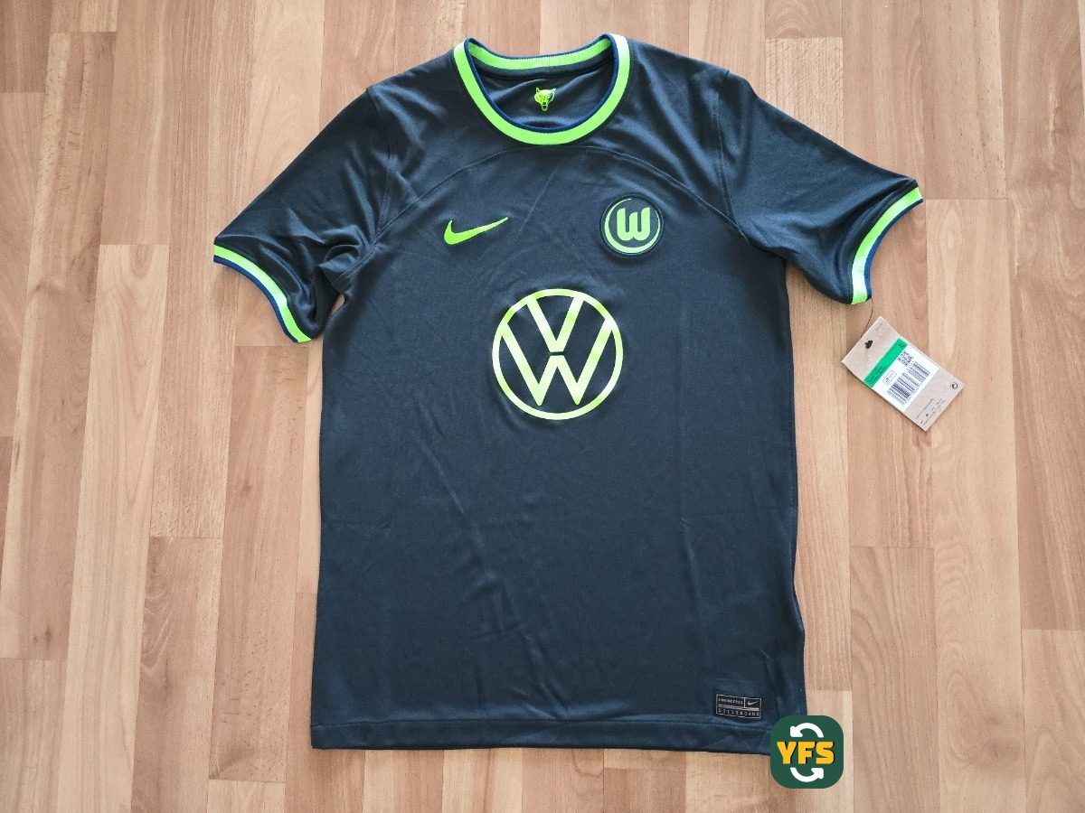 Wolfsburg 2022-2023 Home
