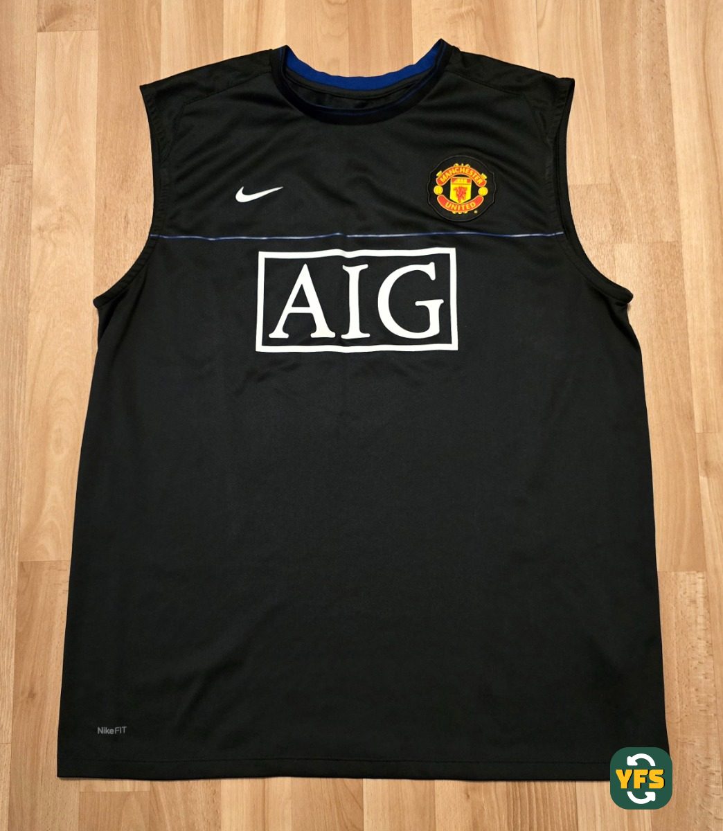 Manchester United 2008-2009 Training Store Version Nike - YourFootballShirt - Photo 1