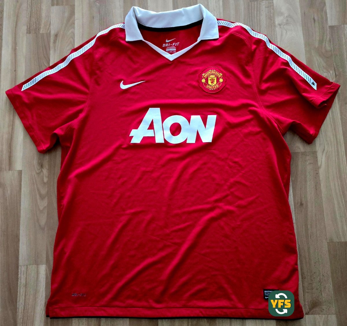 Manchester United 2011-2012 Home Store Version Nike - YourFootballShirt - Photo 1