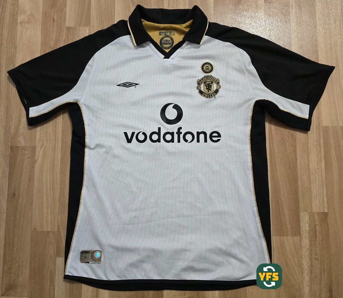 Manchester United 2001-2002 Away Store Version Umbro - YourFootballShirt - Photo 1