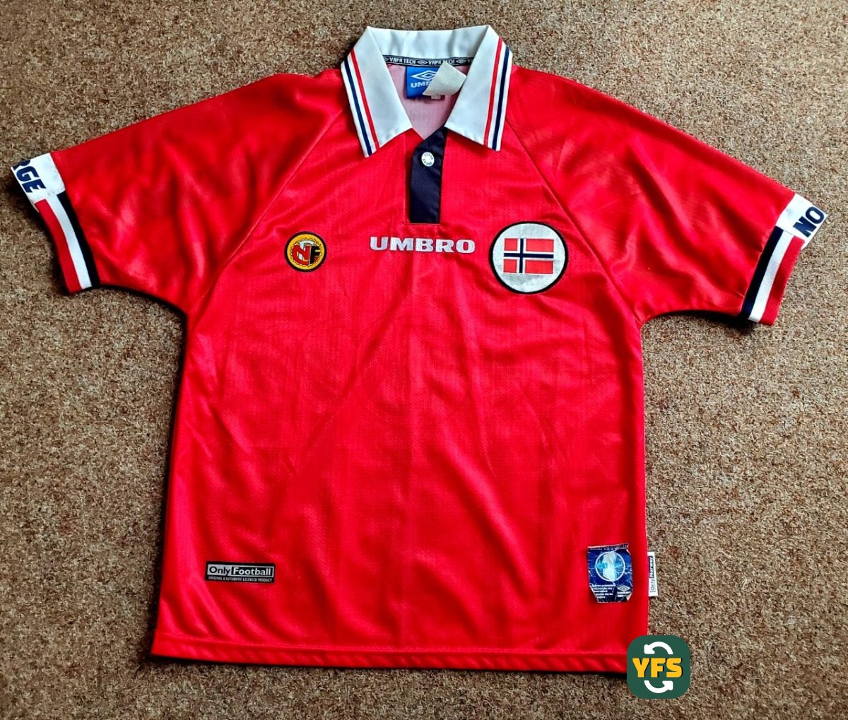 Norway 1998-1999 Home Store Version Umbro - YourFootballShirt - Photo 1