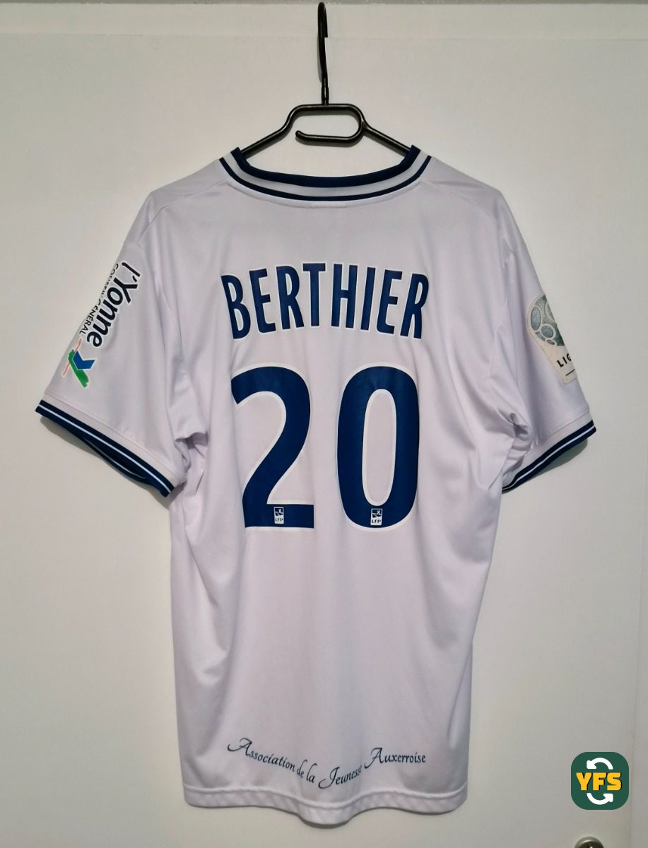 AJ Auxerre 2014-2015 Home Berthier #20