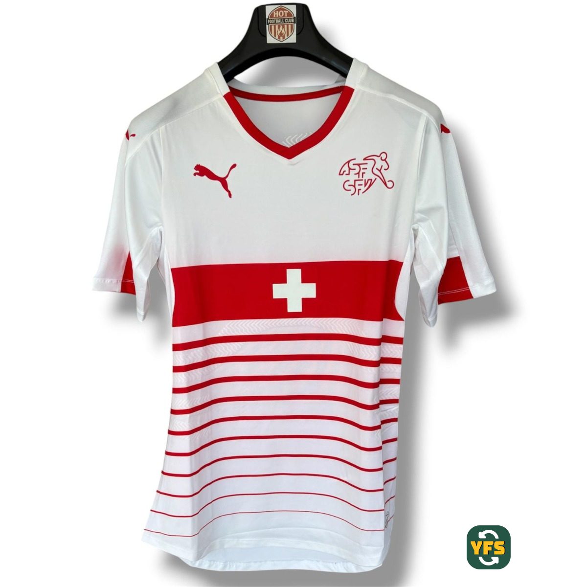 Switzerland 2016-2017 Away Pro Version Puma - YourFootballShirt - Photo 1