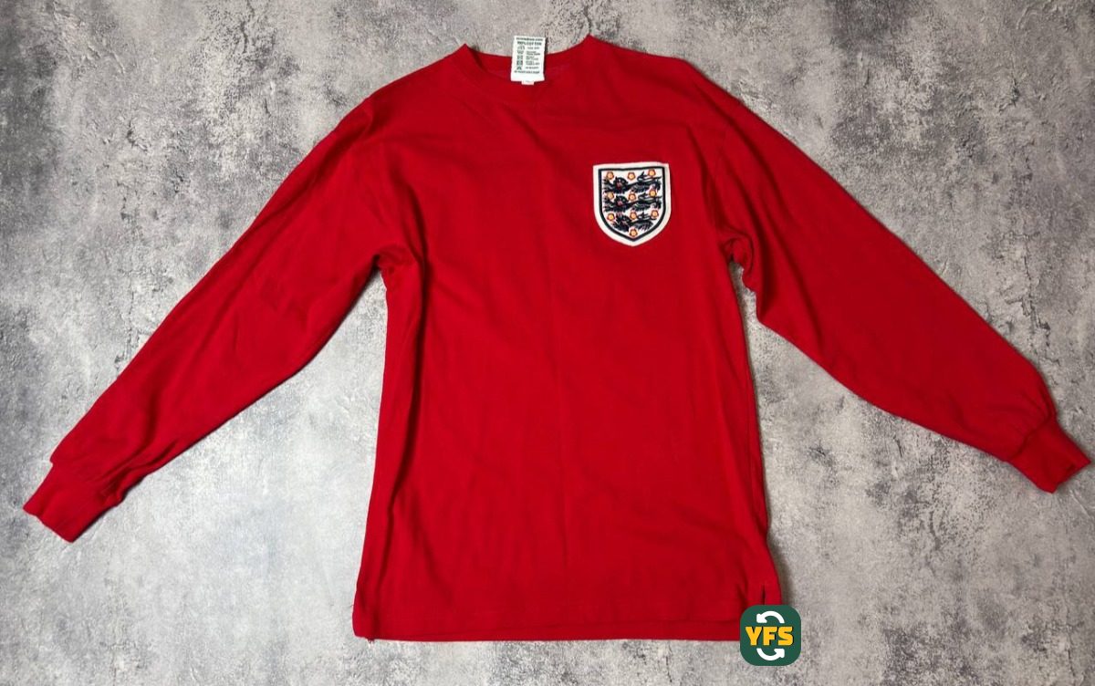 England 1966-1967 Home #6