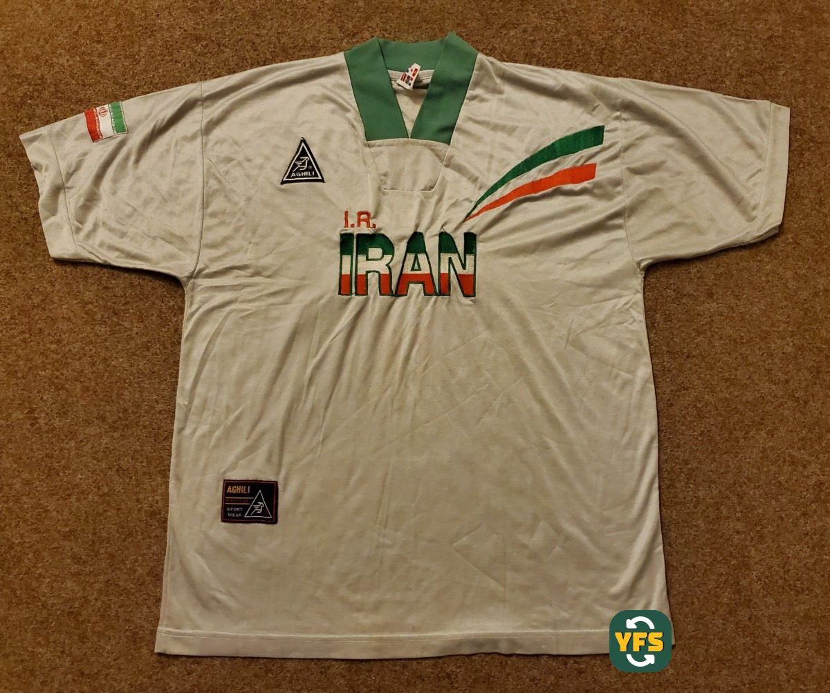 Iran 1998-1999 Away