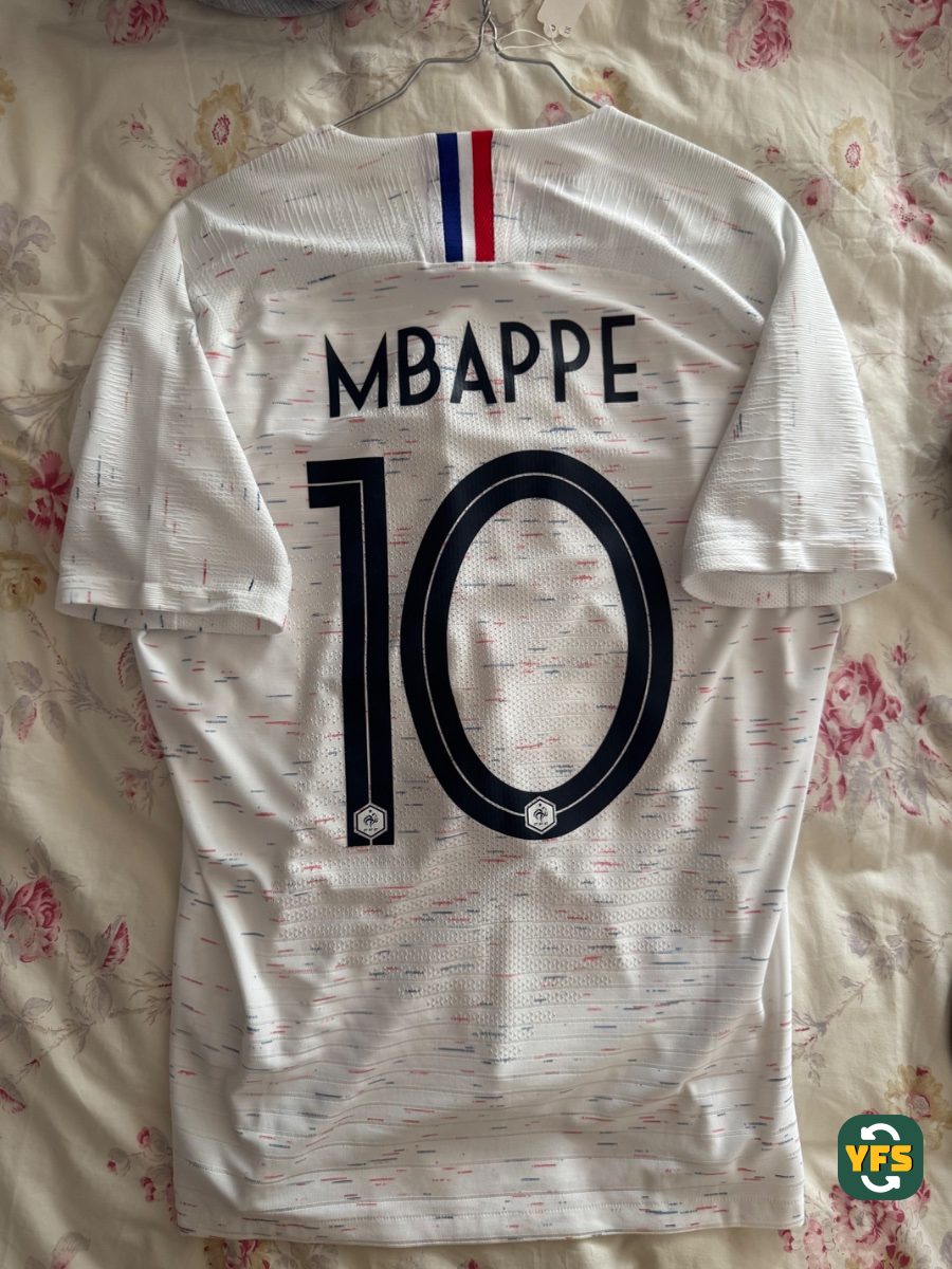 France 2018-2019 Away Pro Version Nike - YourFootballShirt - Photo 1