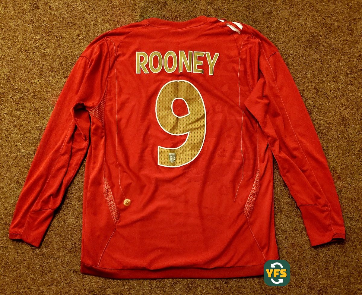 England 2006-2007 Away Store Version Umbro - YourFootballShirt - Photo 1