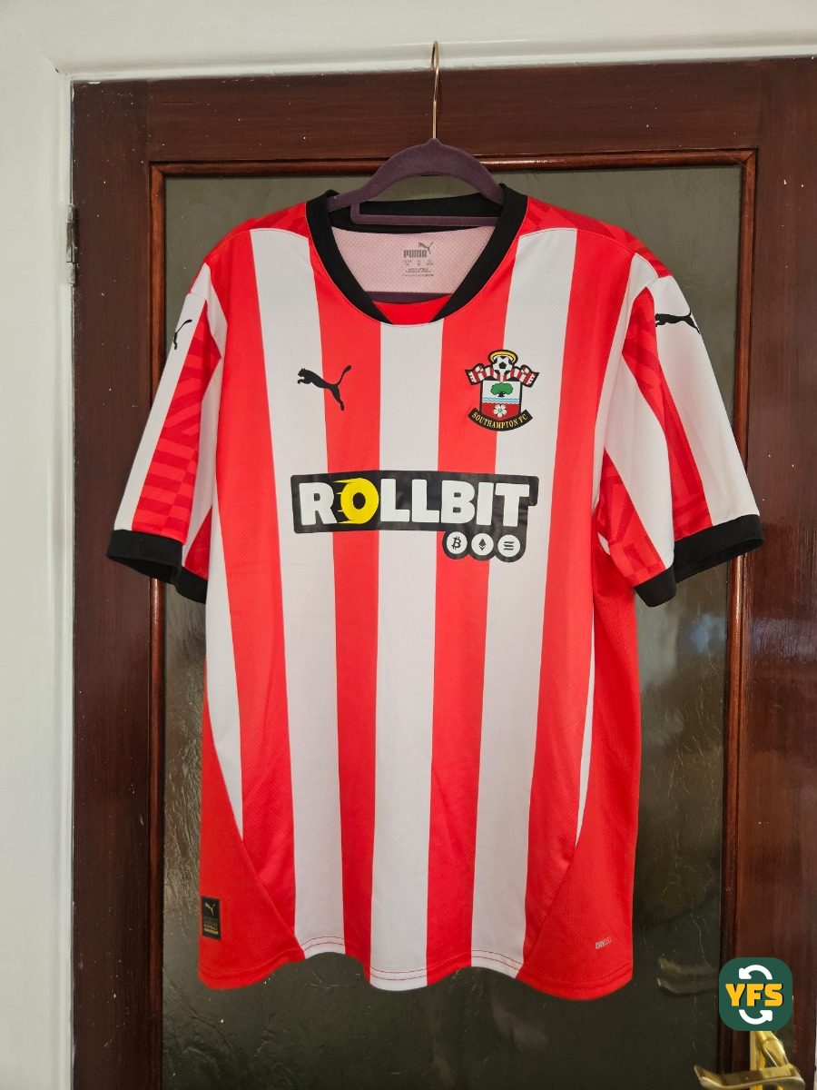 Southampton 2024-2025 Home Store Version Puma - YourFootballShirt - Photo 1