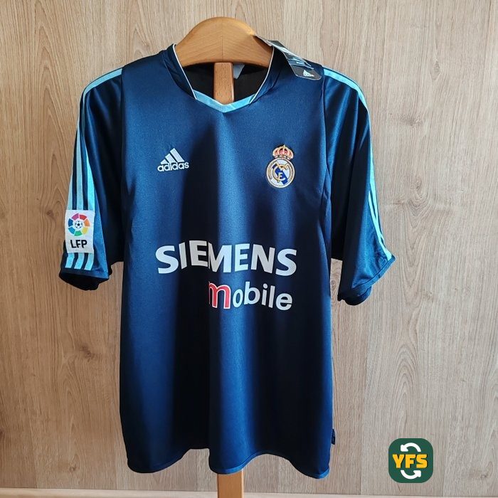 Real Madrid 2003-2004 Away Store Version Adidas - YourFootballShirt - Photo 1