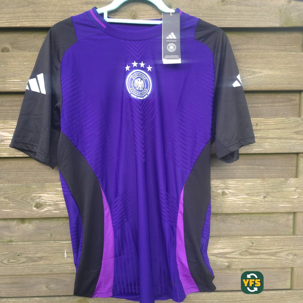Germany 2023-2024 Training Store Version Adidas - YourFootballShirt - Photo 1