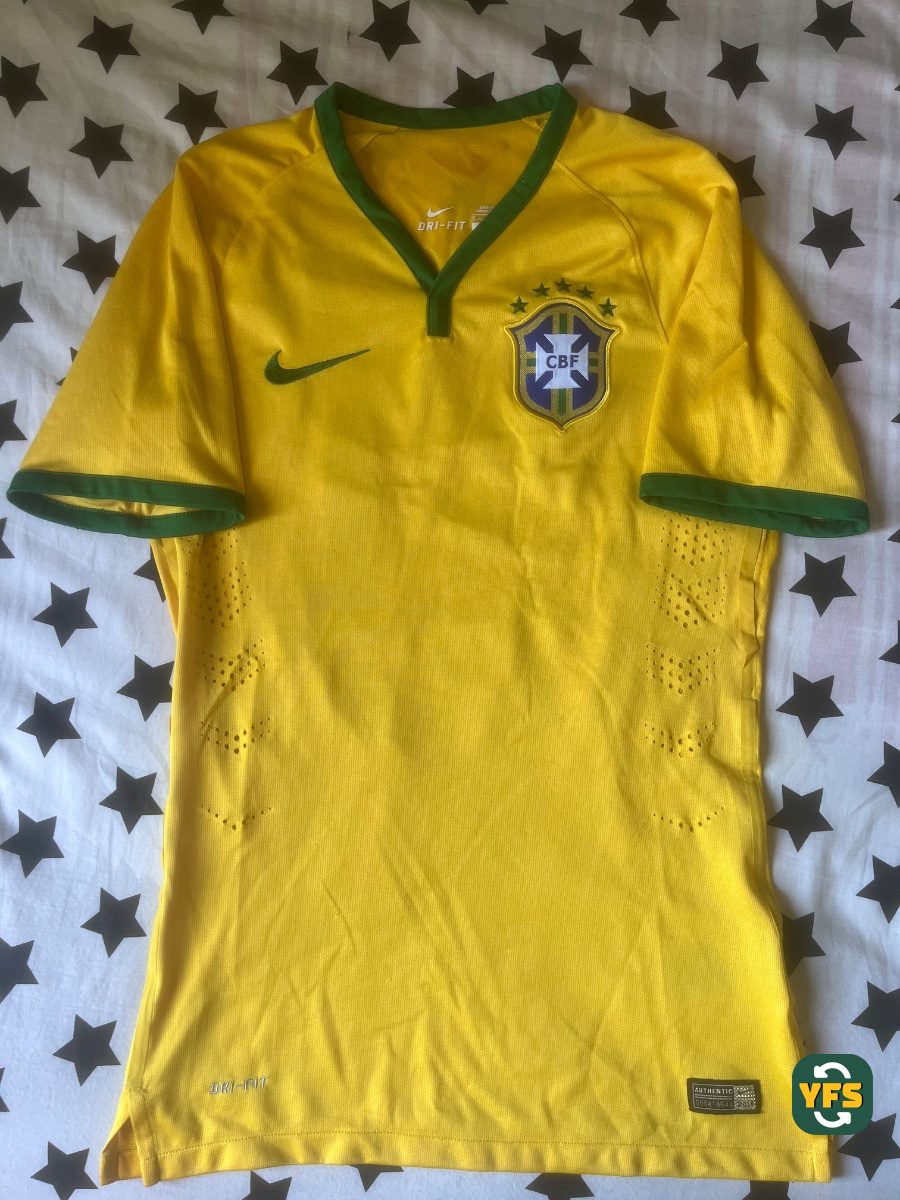 Brazil 2014-2015 Home Pro Version Nike - YourFootballShirt - Photo 1