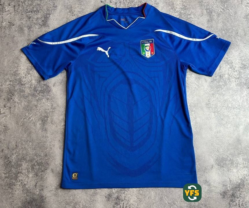 Italy 2010-2011 Home