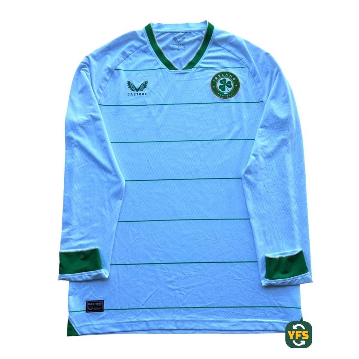 Ireland 2022-2023 Away Pro Version Castore - YourFootballShirt - Photo 1
