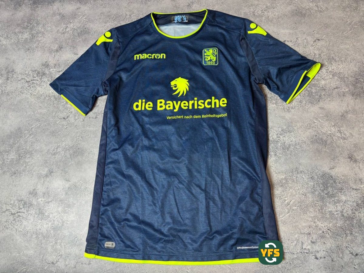 TSV 1860 München 2018-2019 Away Nico Karger #18