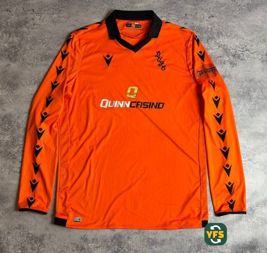 Dundee United 2022-2023 Home Store Version Macron - YourFootballShirt - Photo 1