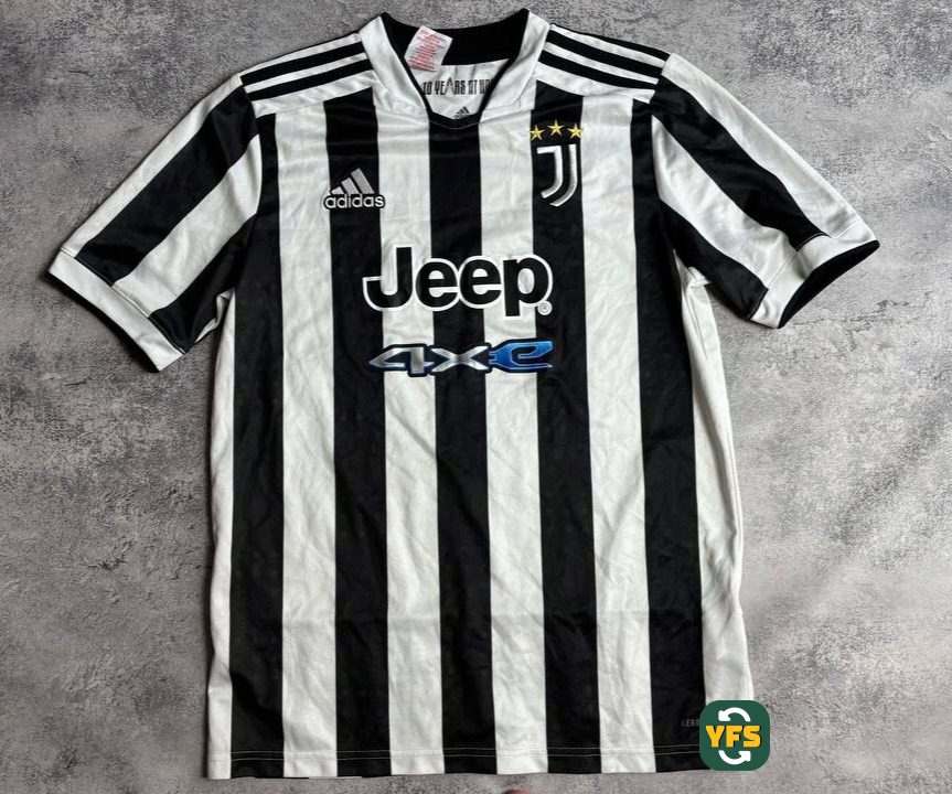 Juventus Turin 2021-2022 Home Store Version Adidas - YourFootballShirt - Photo 1