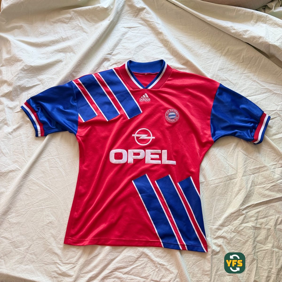 Bayern Munich 1993-1994 Home Store Version Adidas - YourFootballShirt - Photo 1