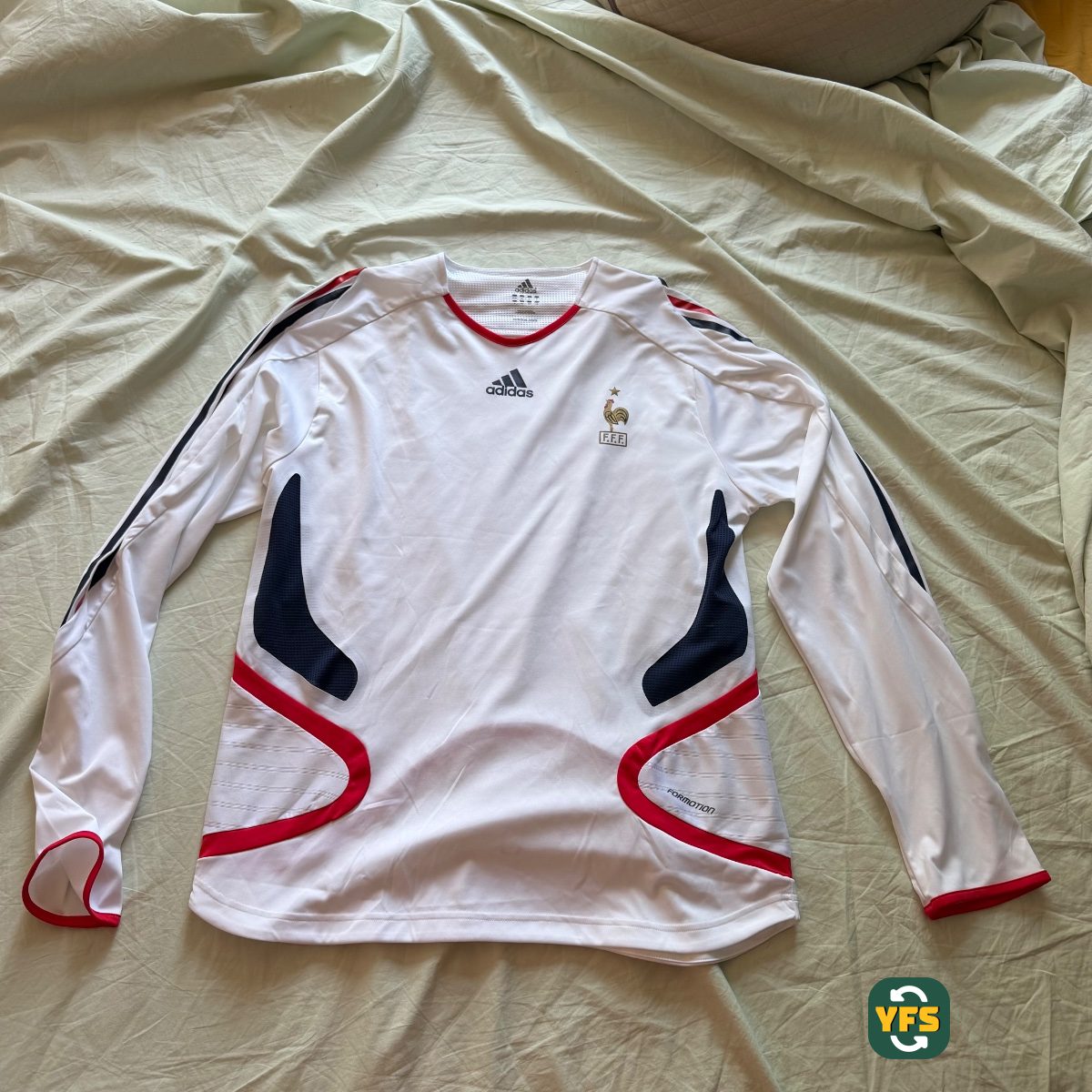 France 2005-2006 Training Pro Version Adidas - YourFootballShirt - Photo 1
