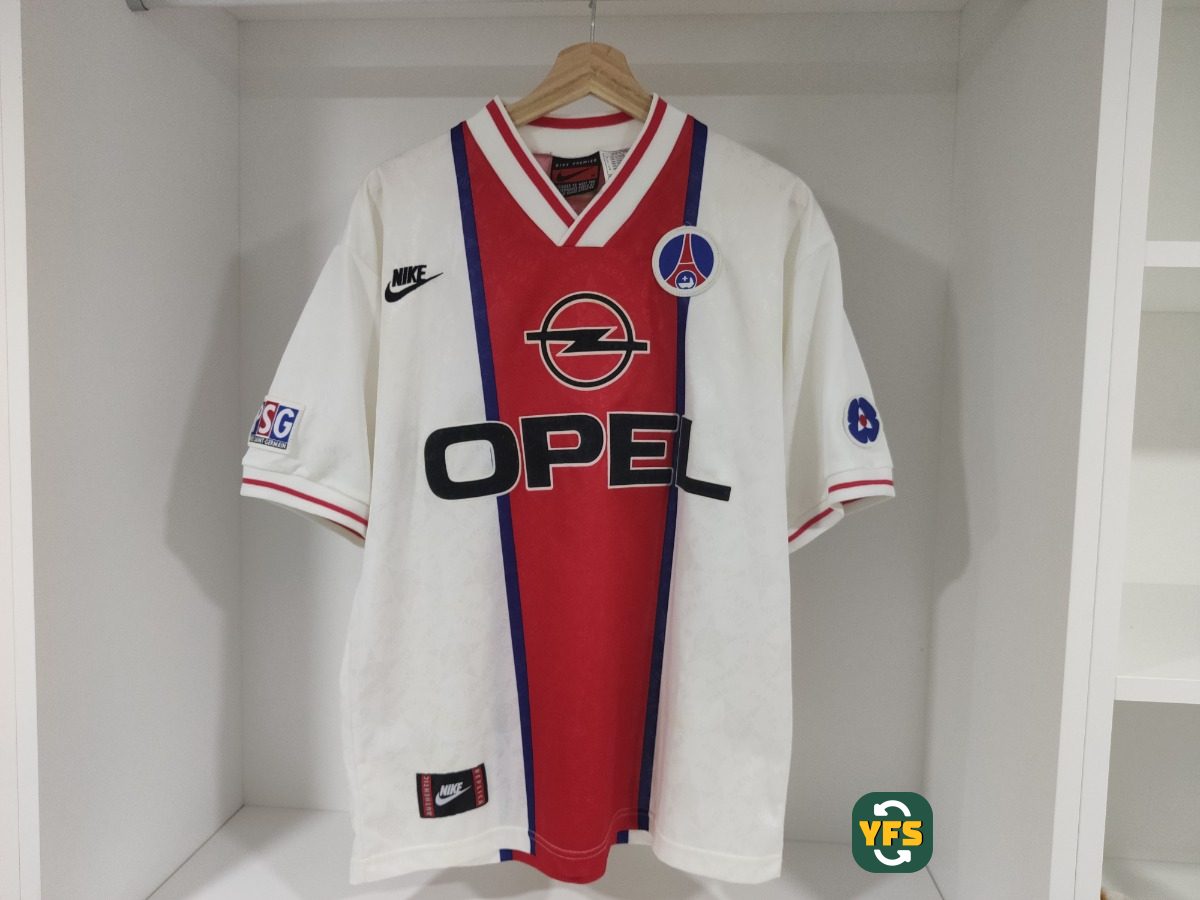 PSG 1995-1996 Away Store Version Nike - YourFootballShirt - Photo 1
