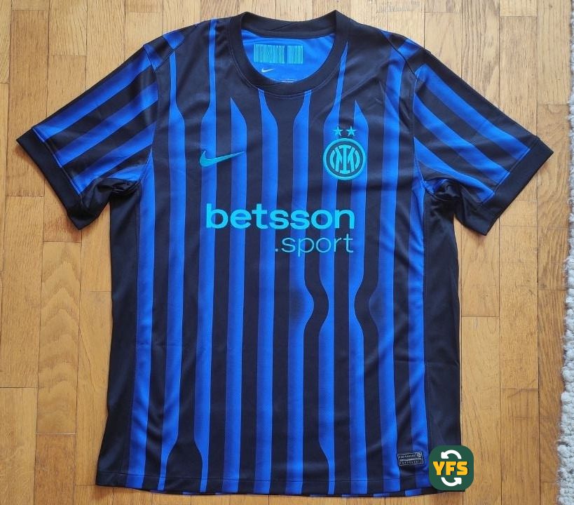 Inter Milan 2025-2026 Home Issued Nike - YourFootballShirt - Photo 1