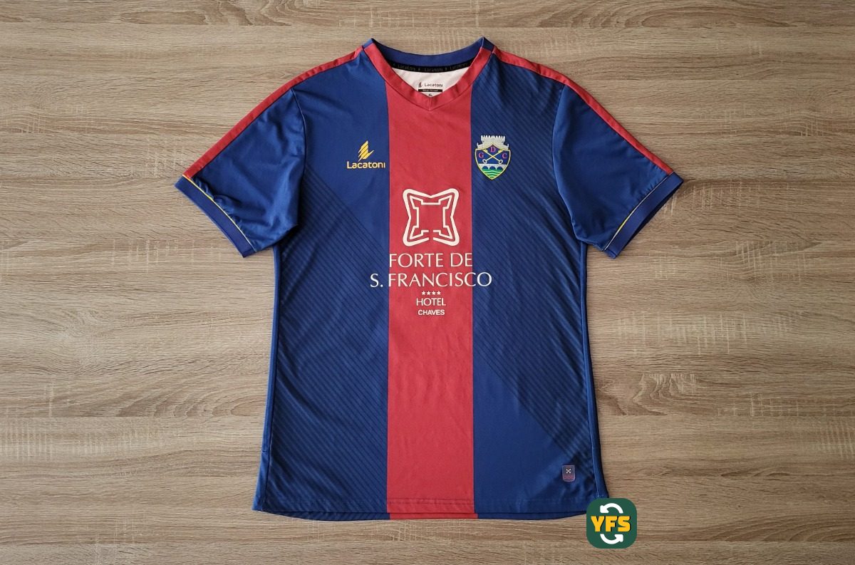GD Chaves 2019-2020 Home Carlos David #20