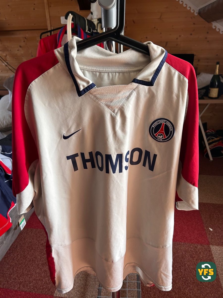 PSG 2003-2004 Away Store Version Nike - YourFootballShirt - Photo 1