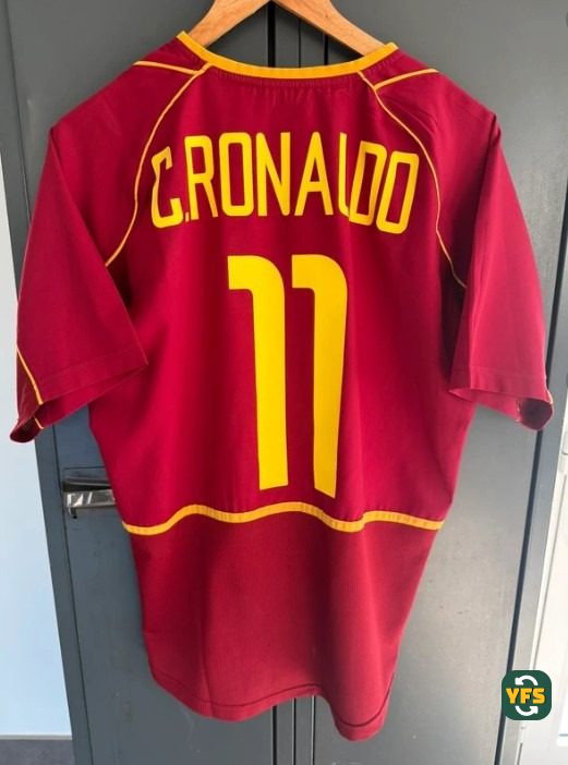 2002-2003 Home C. Ronaldo #11