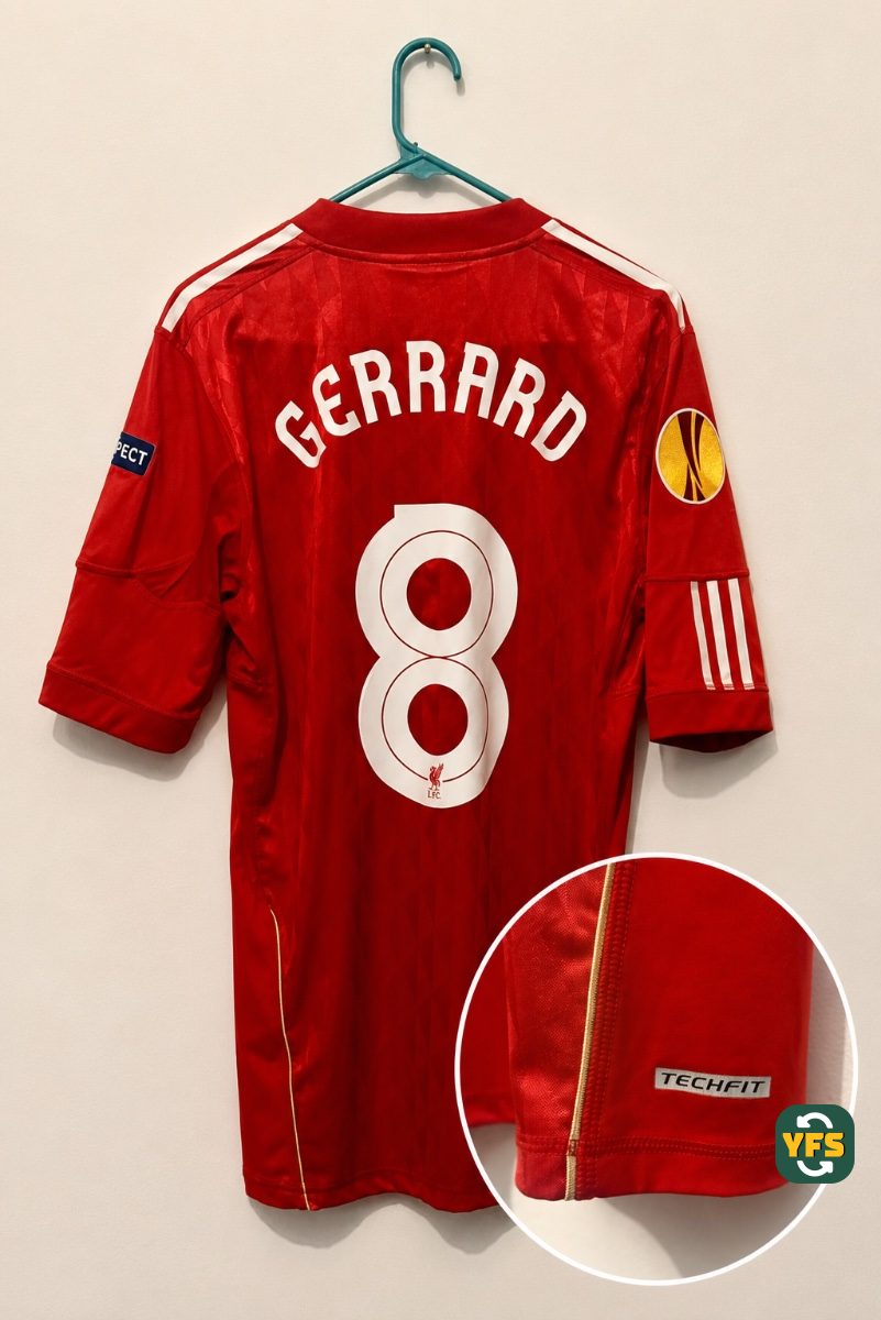 Liverpool 2011-2012 Home Issued Adidas Steven Gerrard - YourFootballShirt - Photo 1