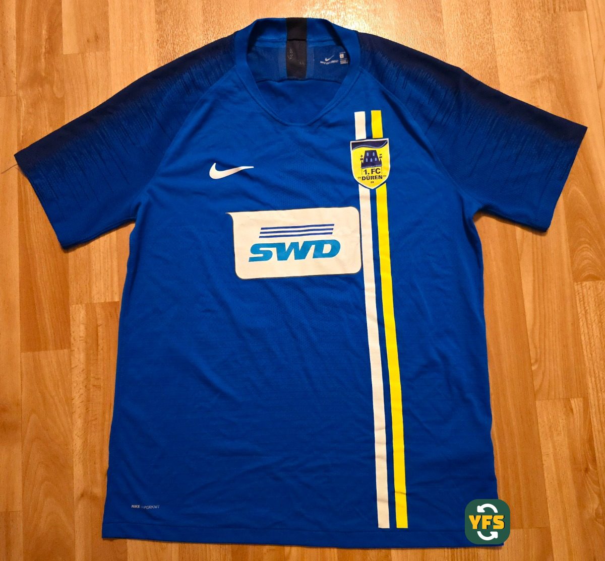 1. FC Düren 2020-2021 Away Issued Nike - YourFootballShirt - Photo 1