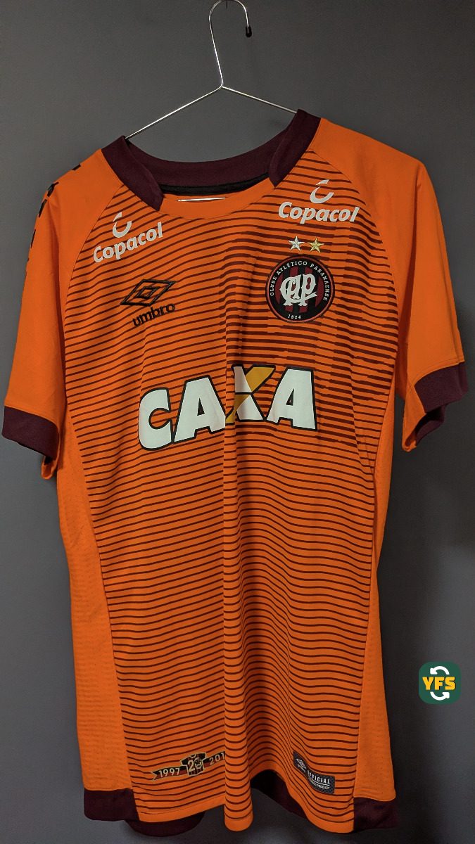Athletico Paranaense 2016-2017 Away Match Worn Umbro T. Carleto - YourFootballShirt - Photo 1