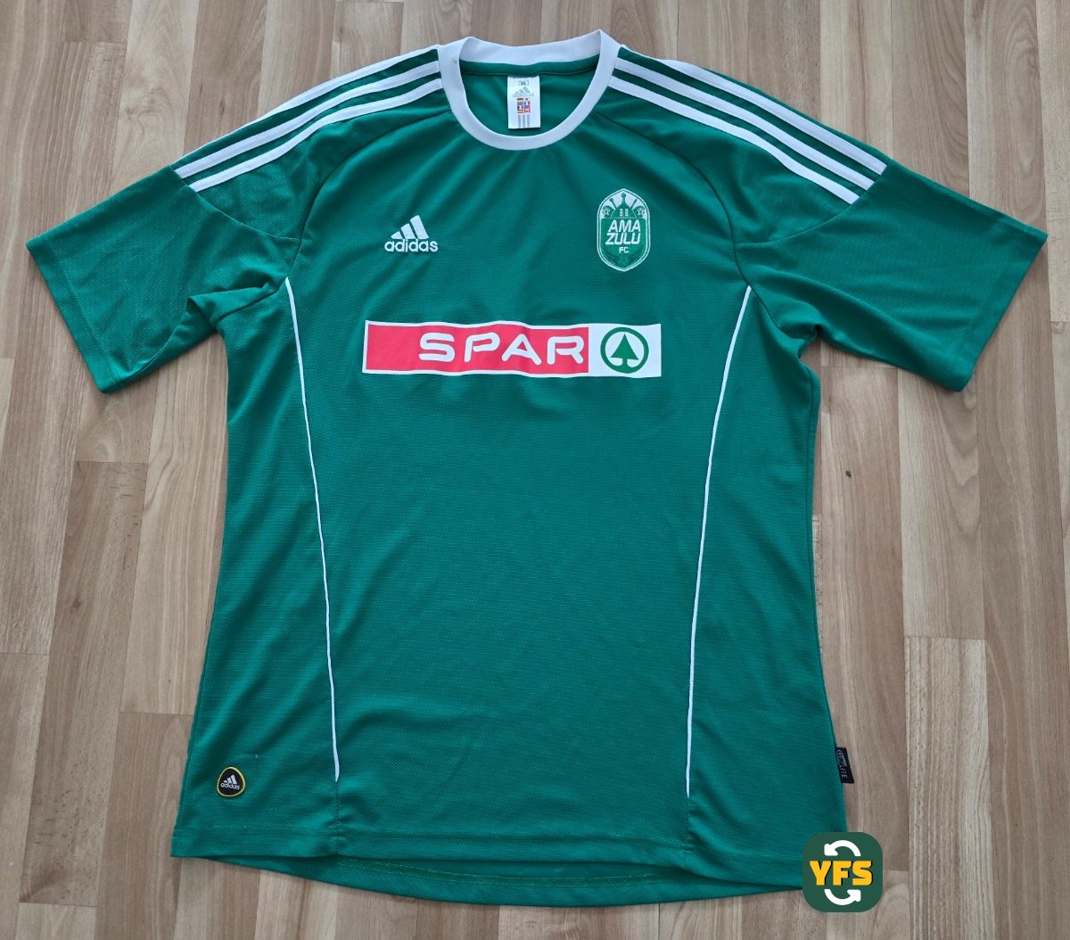 AmaZulu FC 2010-2011 Home Store Version Adidas - YourFootballShirt - Photo 1