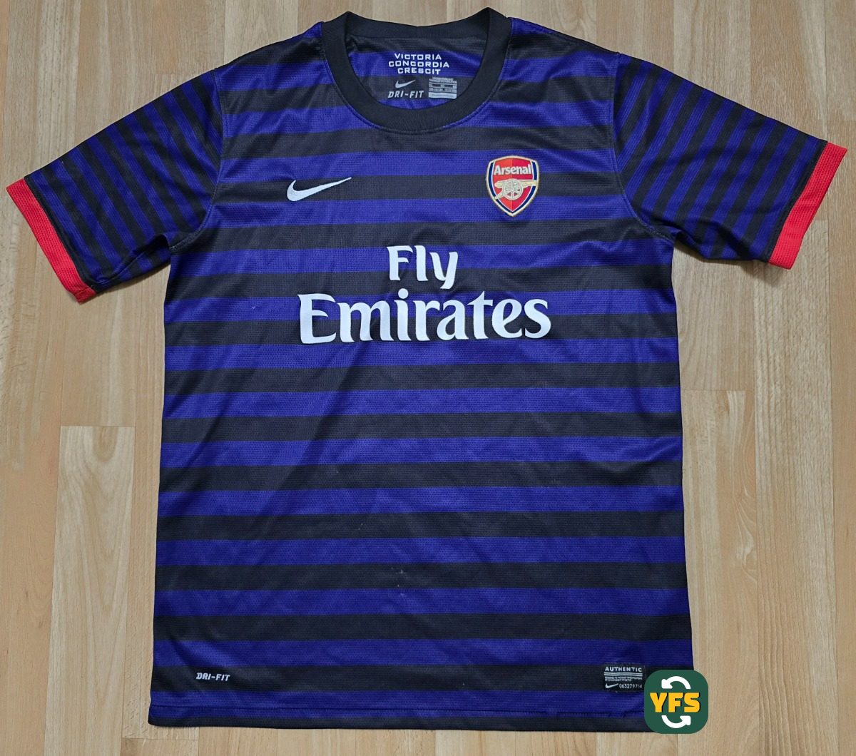 Arsenal 2012-2013 Away Store Version Nike - YourFootballShirt - Photo 1