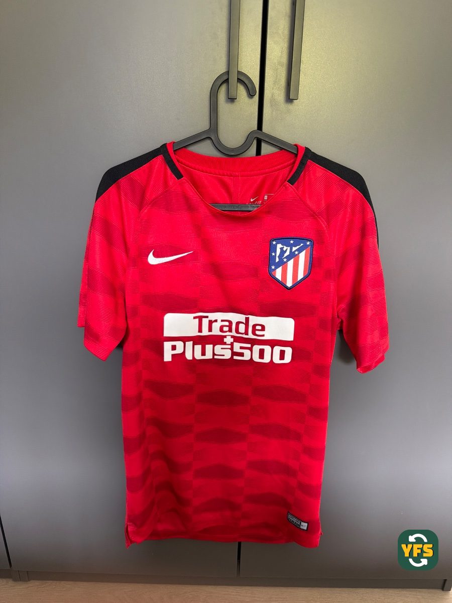 Atletico Madrid 2017-2018 Training Store Version Nike - YourFootballShirt - Photo 1