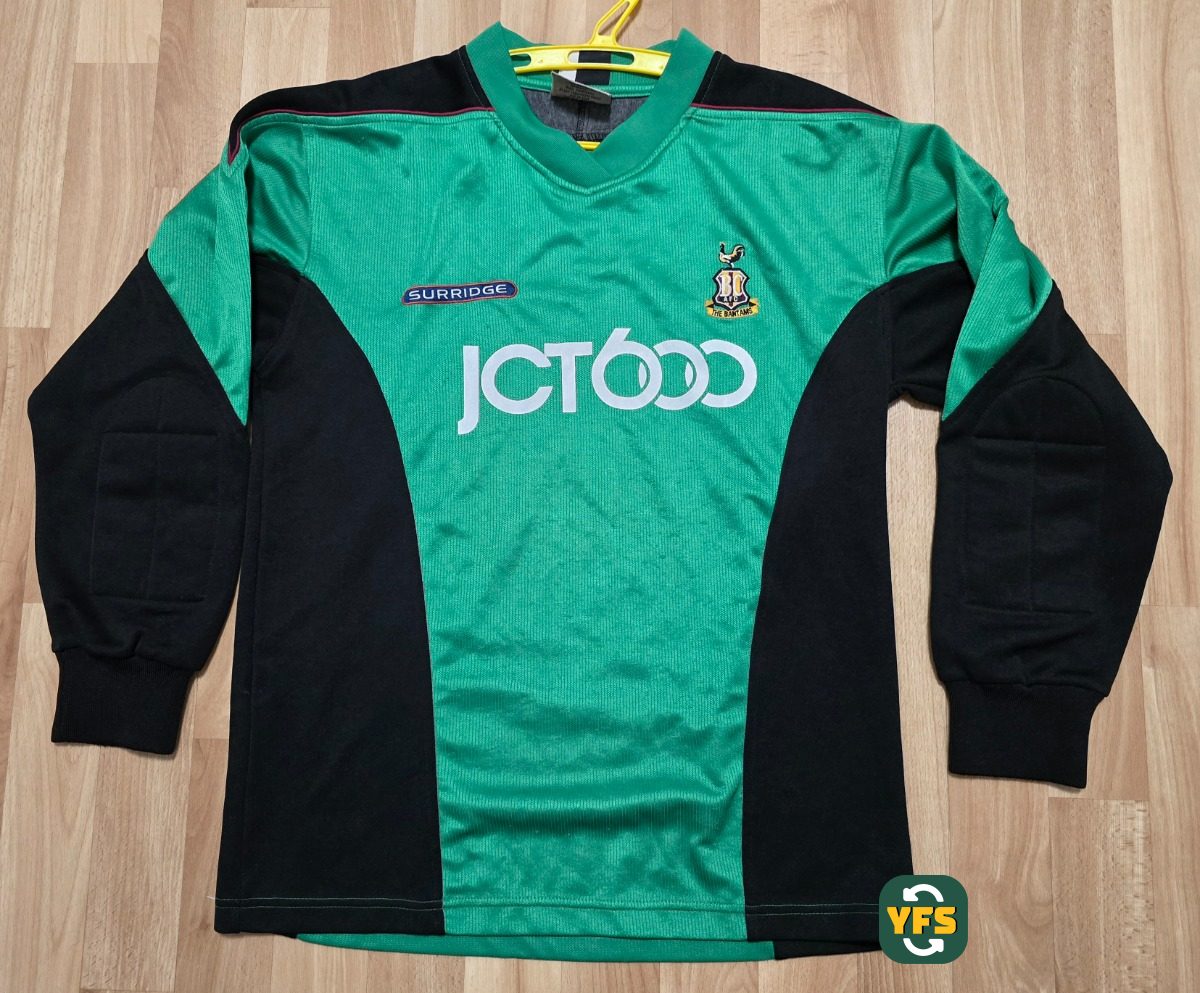 Bradford City 2004-2005 Goalkeeper Store Version Surridge - YourFootballShirt - Photo 1
