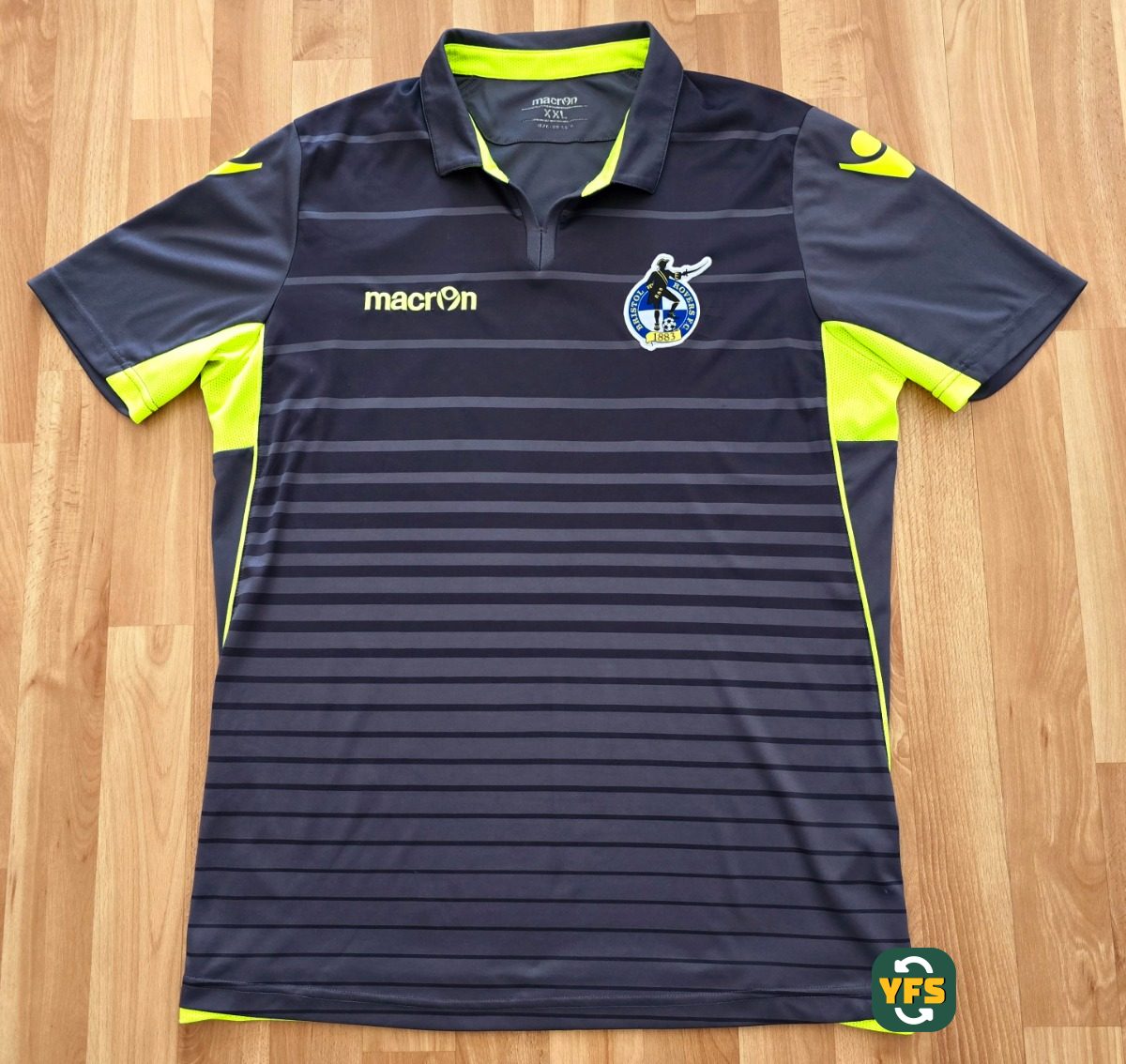 Bristol Rovers 2017-2018 Special edition Store Version Macron - YourFootballShirt - Photo 1