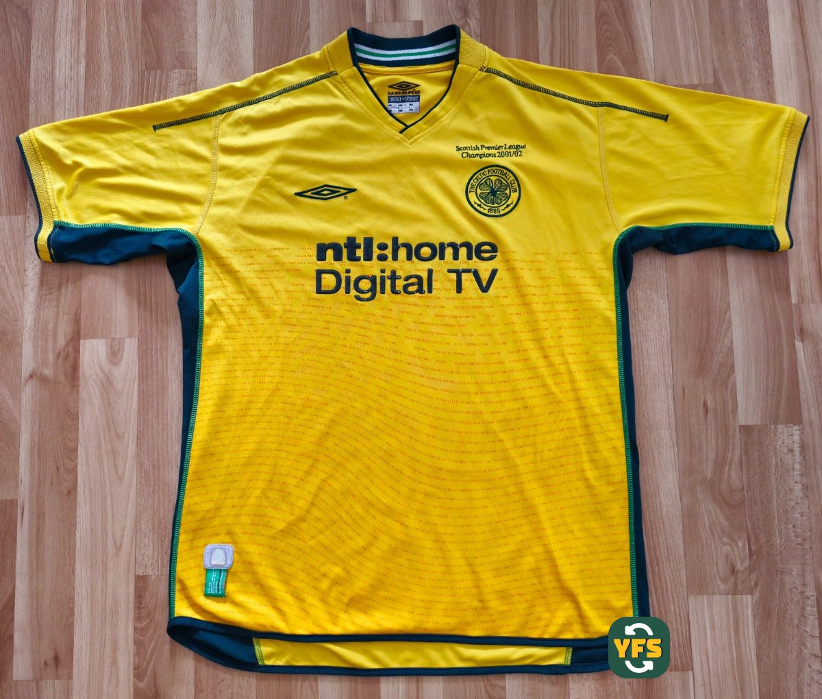 Celtic FC 2001-2002 Away Store Version Umbro - YourFootballShirt - Photo 1