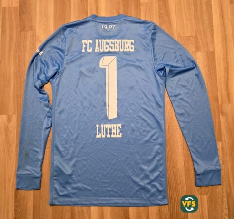 FC Augsburg 2016-2017 Goalkeeper Andreas Luthe #1