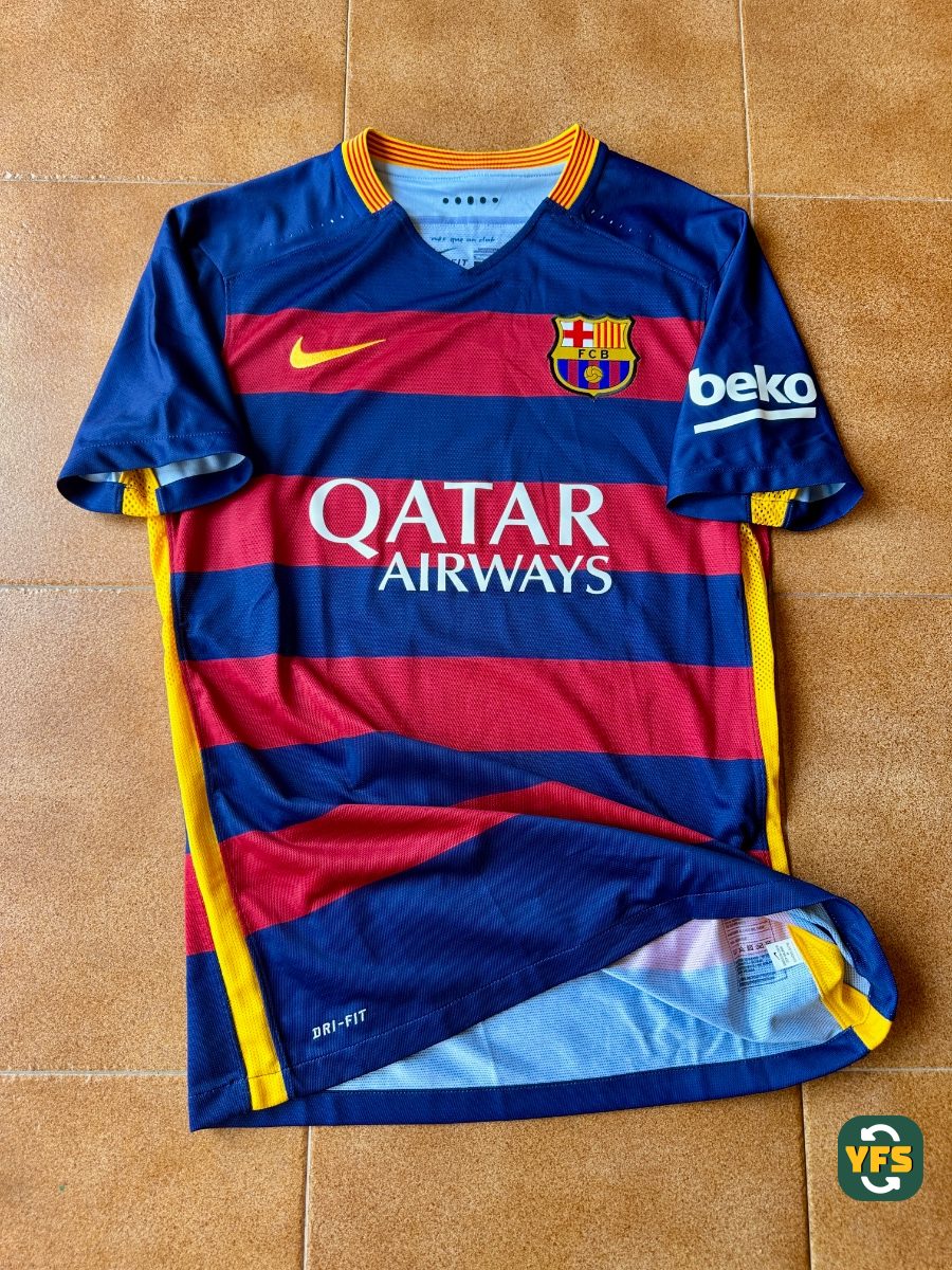 FC Barcelona 2015-2016 Home Issued Nike - YourFootballShirt - Photo 1