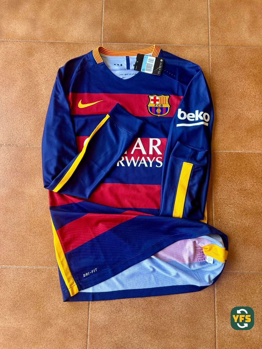 FC Barcelona 2015-2016 Home Issued Nike - YourFootballShirt - Photo 1