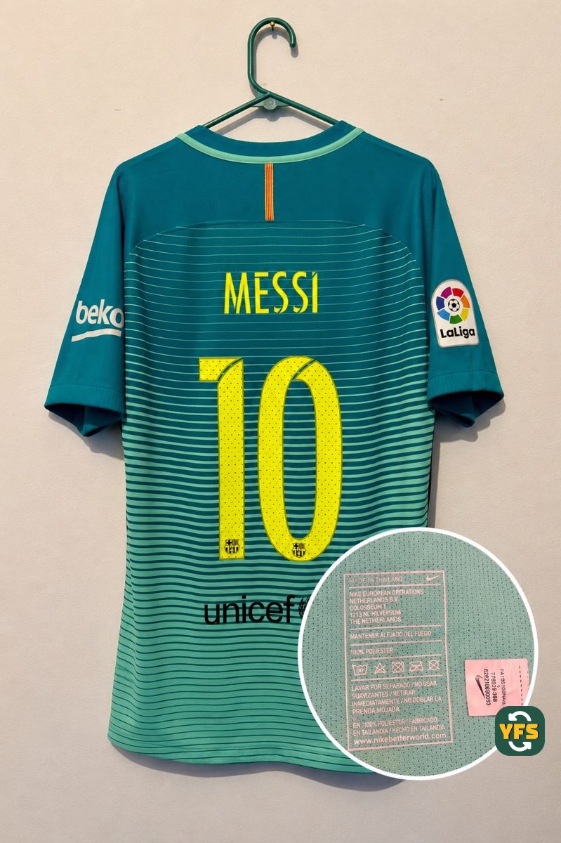 FC Barcelona 2016-2017 Third Issued Nike Lionel Messi - YourFootballShirt - Photo 1