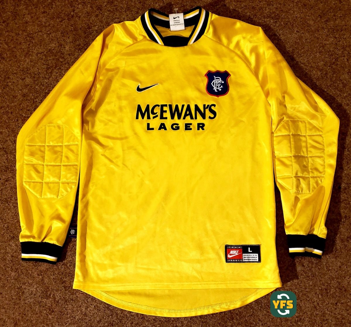 Glasgow Rangers 1997-1998 Goalkeeper Store Version Nike - YourFootballShirt - Photo 1