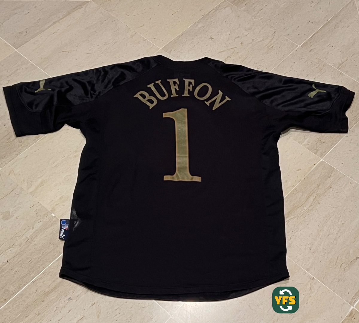 Italy 2004-2005 Goalkeeper Pro Version Puma Buffon - YourFootballShirt - Photo 1