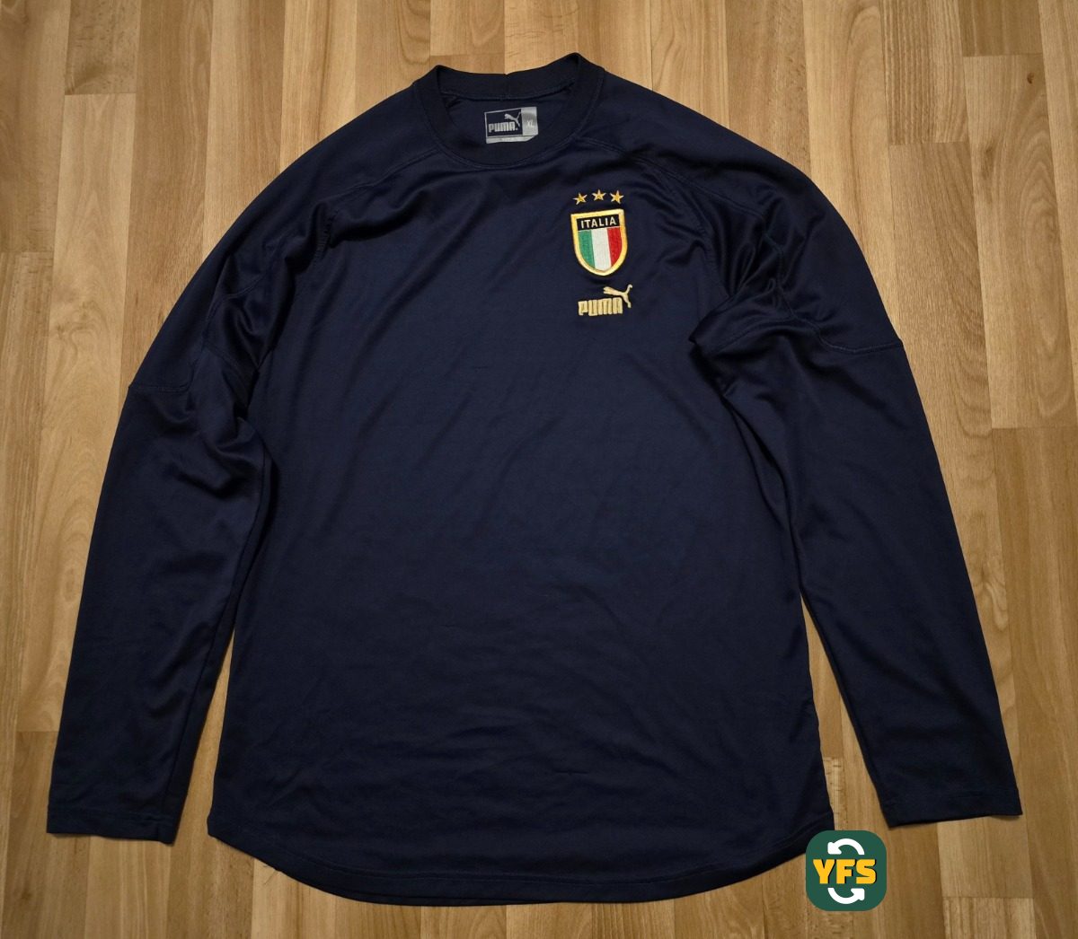 Italy 2004-2005 Training Store Version Puma - YourFootballShirt - Photo 1