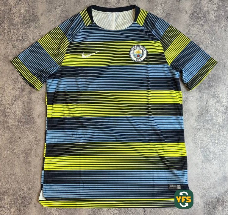 Manchester City 2018-2019 Training Store Version Nike - YourFootballShirt - Photo 1