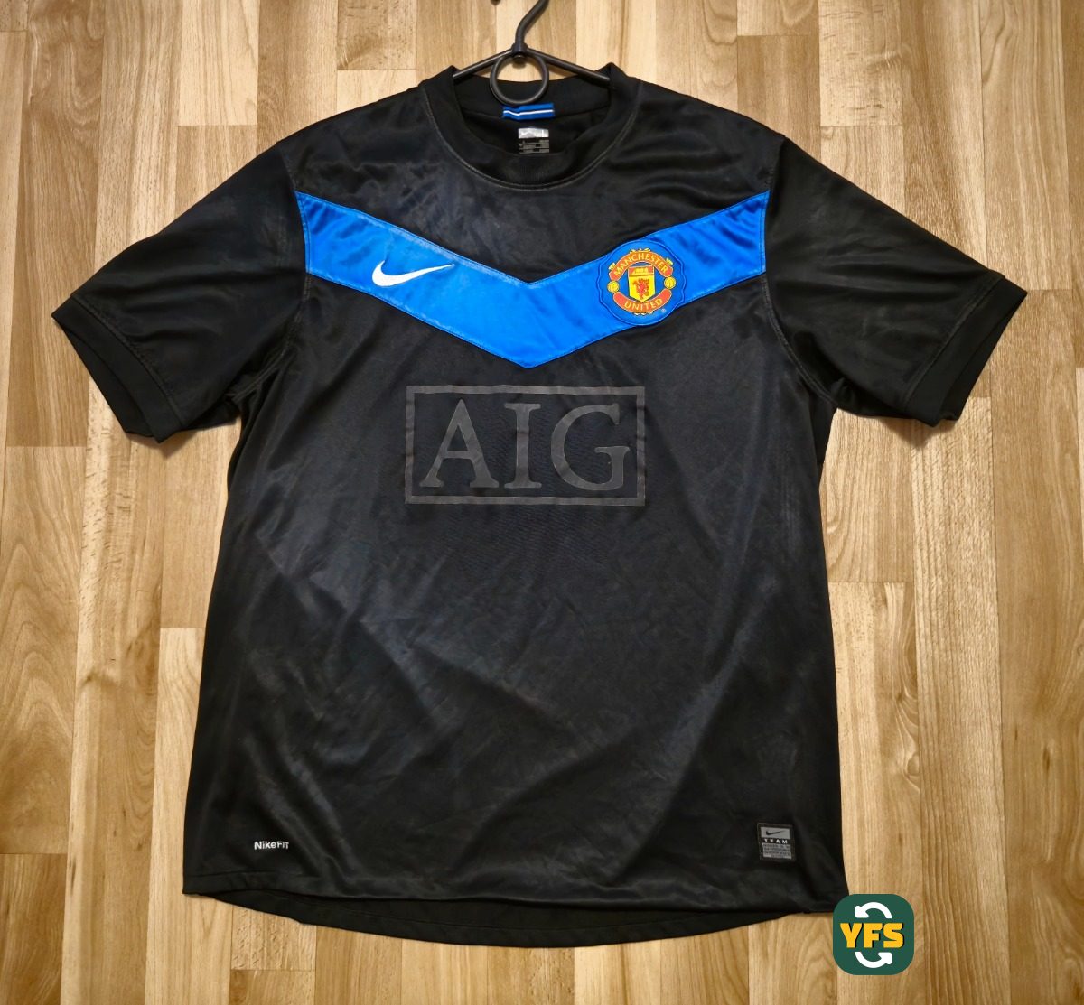 Manchester United 2009-2010 Away Store Version Nike - YourFootballShirt - Photo 1